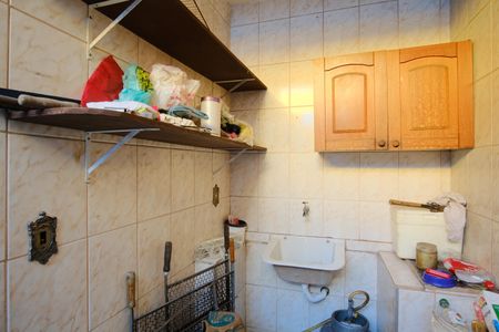 Casa para alugar com 164m², 2 quartos e 1 vagaÁrea de Serviço