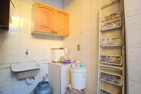 Casa para alugar com 164m², 2 quartos e 1 vagaÁrea de Serviço