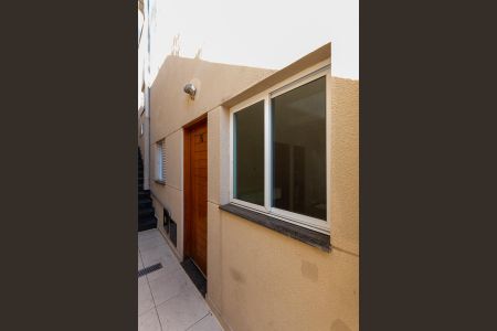 Hall de entrada de casa de condomínio para alugar com 2 quartos, 50m² em Vila Nova Mazzei, São Paulo