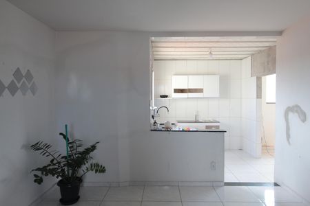 Sala de casa para alugar com 3 quartos, 90m² em Alípio de Melo, Belo Horizonte