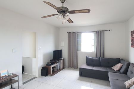 Sala de casa para alugar com 3 quartos, 90m² em Alípio de Melo, Belo Horizonte