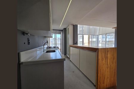 Apartamento para alugar com 136m², 2 quartos e 2 vagas