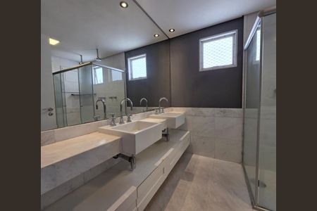 Apartamento para alugar com 136m², 2 quartos e 2 vagas