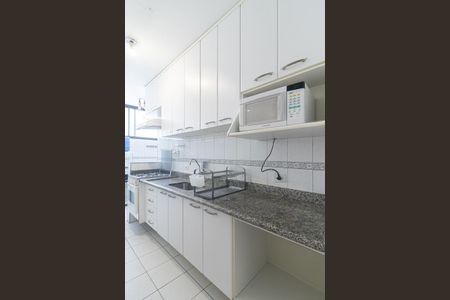 Apartamento à venda com 65m², 2 quartos e 1 vaga Apartamento à venda com 65m², 2 quartos e 1 vagaCozinha