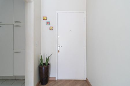 Apartamento à venda com 65m², 2 quartos e 1 vaga Apartamento à venda com 65m², 2 quartos e 1 vagaEntrada