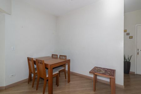 Apartamento à venda com 65m², 2 quartos e 1 vaga Apartamento à venda com 65m², 2 quartos e 1 vagaSala de Jantar