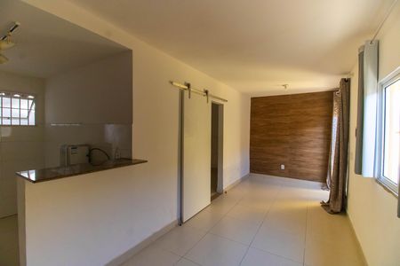 Casa para alugar com 45m², 1 quarto e 1 vaga Casa para alugar com 45m², 1 quarto e 1 vagaSala - Cozinha