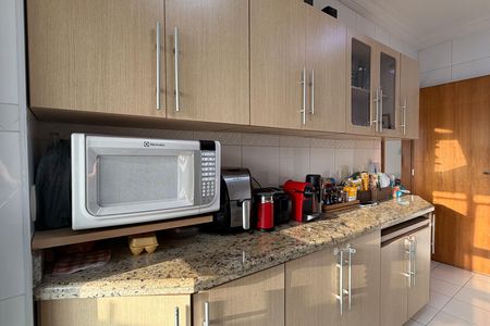 Apartamento para alugar com 96m², 2 quartos e 2 vagasCozinha e Área de Serviço