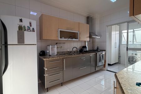 Apartamento para alugar com 96m², 2 quartos e 2 vagasCozinha e Área de Serviço