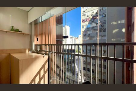Varanda de kitnet/studio para alugar com 1 quarto, 23m² em Paraíso, São Paulo