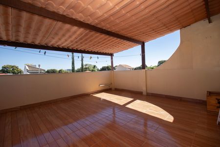 Terraço de casa à venda com 4 quartos, 400m² em Cruzeiro Velho, Brasília