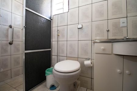 Casa à venda com 400m², 4 quartos e 3 vagas Casa à venda com 400m², 4 quartos e 3 vagasBanheiro da Suíte 4