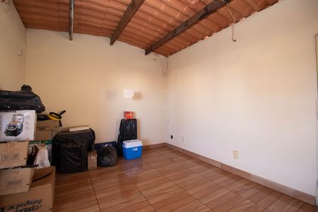 Casa à venda com 400m², 4 quartos e 3 vagas Casa à venda com 400m², 4 quartos e 3 vagasQuarto