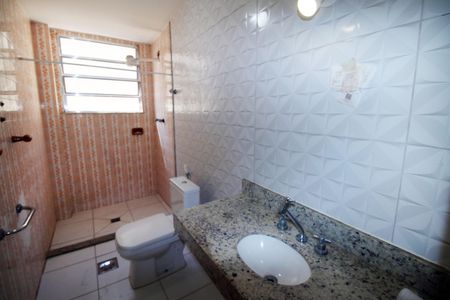 Banheiro de apartamento à venda com 1 quarto, 76m² em Irajá, Rio de Janeiro