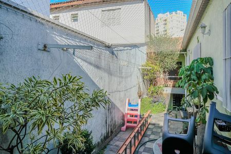 Quintal de casa à venda com 5 quartos, 194m² em Olímpico, São Caetano do Sul