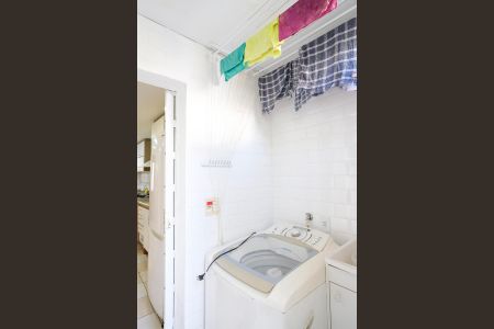 Área de serviço de casa à venda com 5 quartos, 194m² em Olímpico, São Caetano do Sul