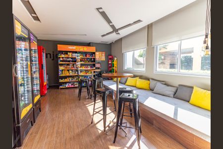 Apartamento à venda com 57m², 2 quartos e 1 vaga Apartamento à venda com 57m², 2 quartos e 1 vagaÁrea comum - Mercadinho