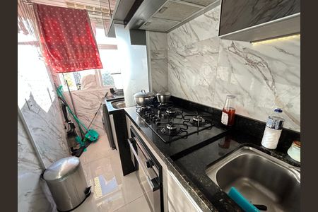 Cozinha de apartamento para alugar com 3 quartos, 73m² em Quintino Bocaiúva, Rio de Janeiro