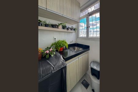 Apartamento à venda com 3 quartos, 63m² em Camargos, Belo Horizonte