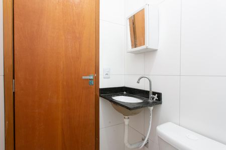 Apartamento à venda com 38m², 2 quartos e 1 vaga Apartamento à venda com 38m², 2 quartos e 1 vagaBanheiro
