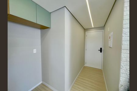 Apartamento para alugar com 58m², 2 quartos e 1 vaga Apartamento para alugar com 58m², 2 quartos e 1 vagaPorta entrada