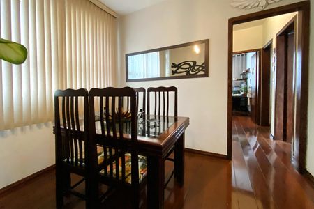 Apartamento à venda com 120m², 3 quartos e 1 vagaSala de Jantar