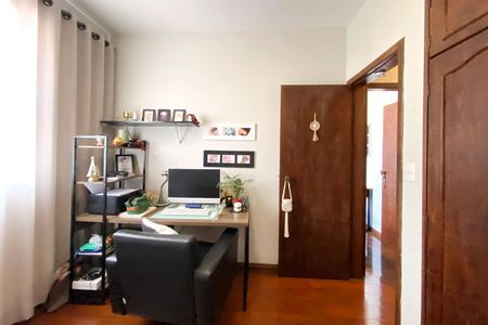 Apartamento à venda com 120m², 3 quartos e 1 vagaQuarto 2