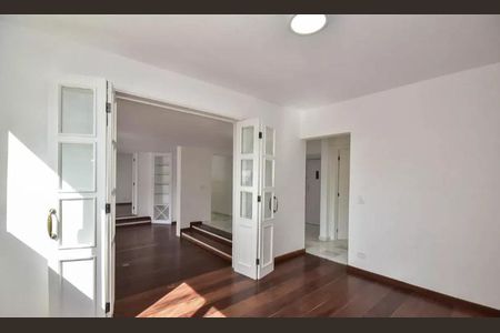 Apartamento à venda com 240m², 3 quartos e 3 vagas