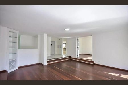 Apartamento à venda com 240m², 3 quartos e 3 vagas