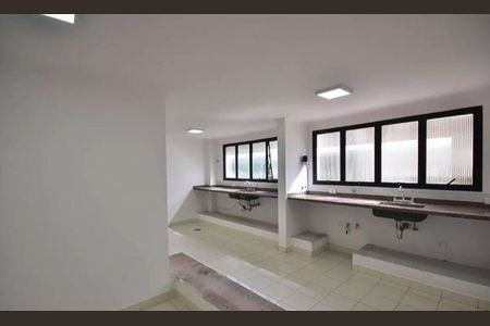 Apartamento à venda com 240m², 3 quartos e 3 vagas