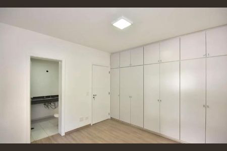 Apartamento à venda com 240m², 3 quartos e 3 vagas