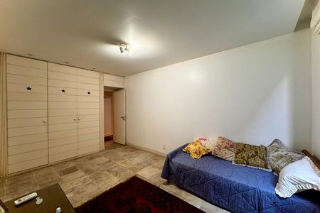 Apartamento para alugar com 268m², 3 quartos e 1 vaga