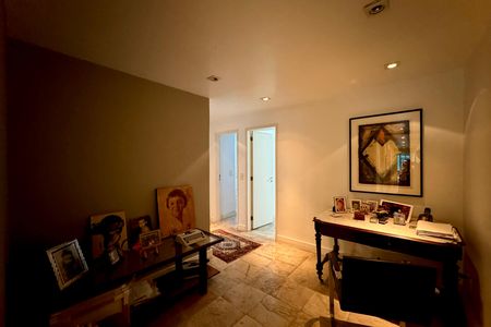 Apartamento para alugar com 268m², 3 quartos e 1 vaga