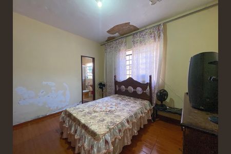 Casa à venda com 3 quartos, 172m² em Industrial Itau, Contagem