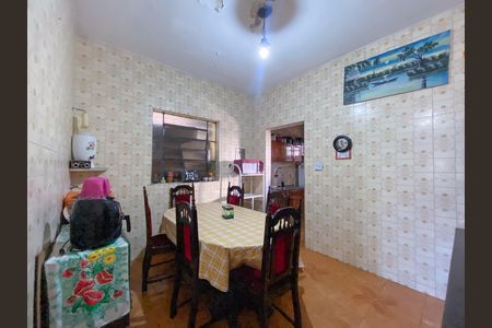 Casa à venda com 3 quartos, 172m² em Industrial Itau, Contagem