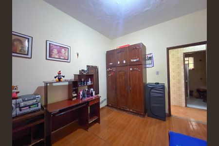 Casa à venda com 3 quartos, 172m² em Industrial Itau, Contagem