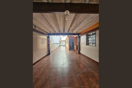 Casa à venda com 2 quartos, 180m² em Vila Santa Isabel, São Paulo