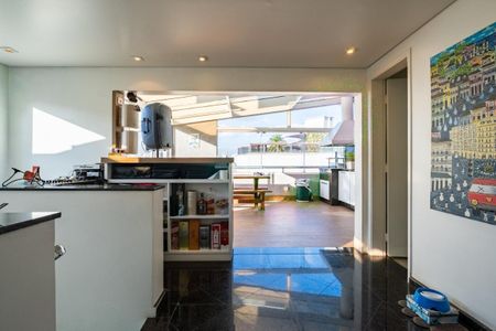 Apartamento à venda com 3 quartos, 190m² em Moema, São Paulo
