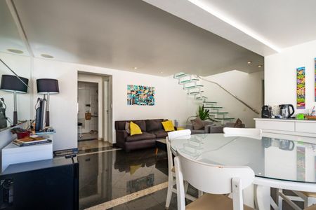 Apartamento à venda com 3 quartos, 190m² em Moema, São Paulo