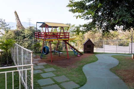 Apartamento para alugar com 44m², 2 quartos e 1 vaga Apartamento para alugar com 44m², 2 quartos e 1 vagaÁrea comum - Playground
