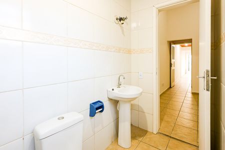 Casa para alugar com 456m², 3 quartos e 2 vagas Casa para alugar com 456m², 3 quartos e 2 vagasBanheiro da Suíte