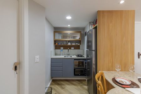 Cozinha de apartamento para alugar com 1 quarto, 42m² em Vila Nova Conceição, São Paulo