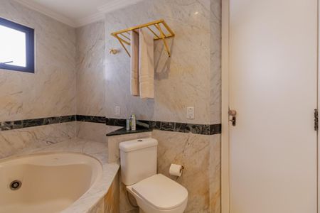 Banheiro de apartamento para alugar com 1 quarto, 42m² em Vila Nova Conceição, São Paulo
