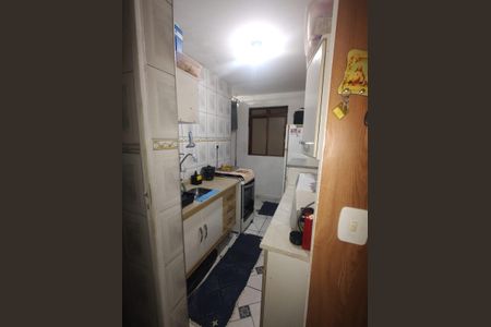 Cozinha de apartamento à venda com 2 quartos, 52m² em Conjunto Habitacional Edivaldo Antônio Orsi, Campinas