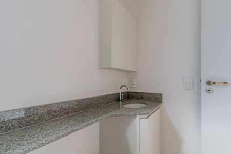 Apartamento para alugar com 54m², 2 quartos e 1 vagaSuite - Banheiro