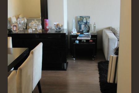 Apartamento à venda com 188m², 3 quartos e 3 vagas Apartamento à venda com 188m², 3 quartos e 3 vagasSALA DE JANTAR