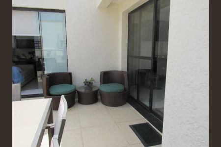 Apartamento à venda com 188m², 3 quartos e 3 vagas Apartamento à venda com 188m², 3 quartos e 3 vagasTERRAÇO
