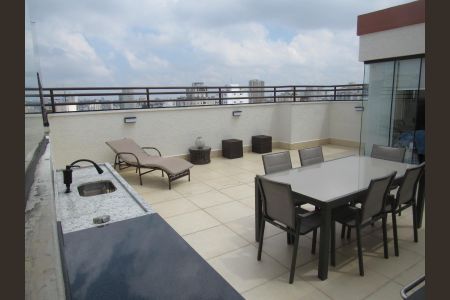 Apartamento à venda com 188m², 3 quartos e 3 vagas Apartamento à venda com 188m², 3 quartos e 3 vagasCHURRASQUEIRA