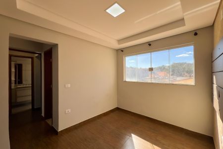 Sala de casa para alugar com 2 quartos, 126m² em Santa Cruz, Valinhos