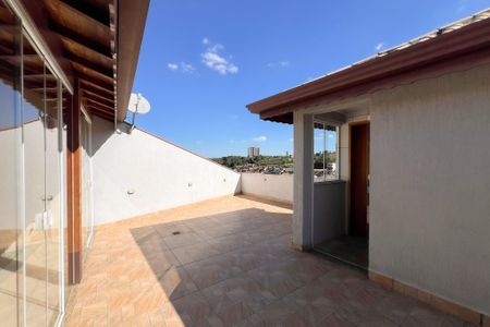 Quintal de casa para alugar com 2 quartos, 126m² em Santa Cruz, Valinhos